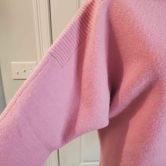 Sweater - Picture 5 of 7